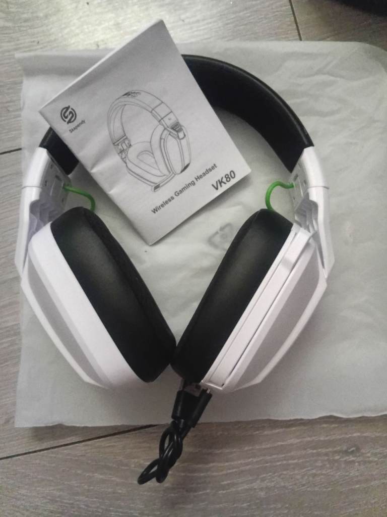 Brand new wireless gaming headset usb chargeable 