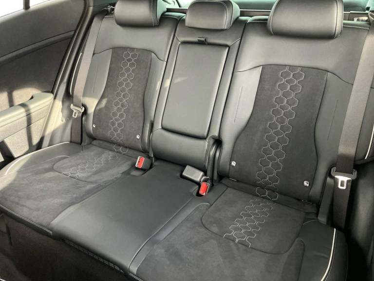 2025 Kia Sportage 1.6T GDi 207 HEV GT-Line 5dr Auto SUV PETROL/ELECTRIC Automatic