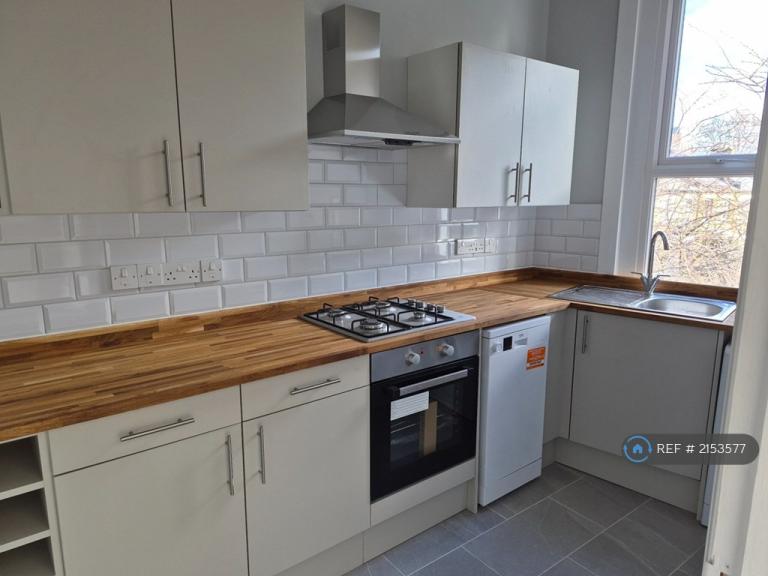 2 bedroom flat in York Grove, London, SE15 (2 bed) (#2153577)