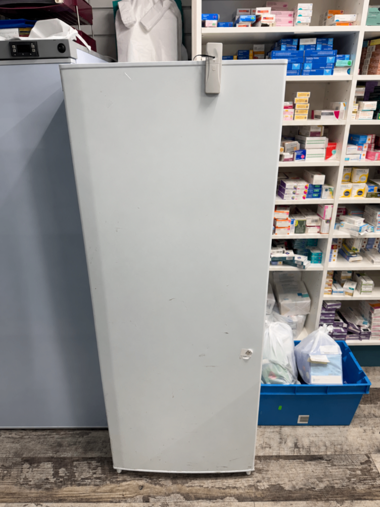 electricQ Tall Fridge 230L White EQFS1420LF