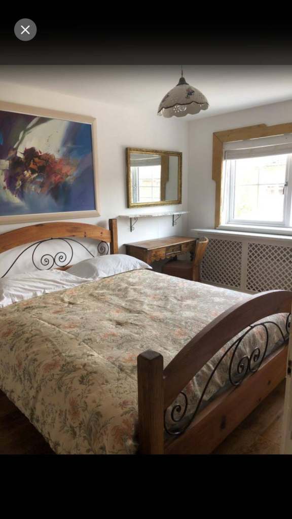 Spacious & Cosy Double Room For Rent AT SW18 4UT