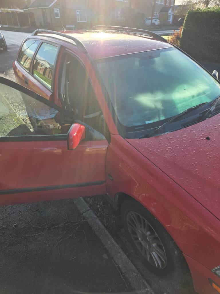 Volvo, V40, Estate, 2003, Manual, 1587 (cc), 5 doors