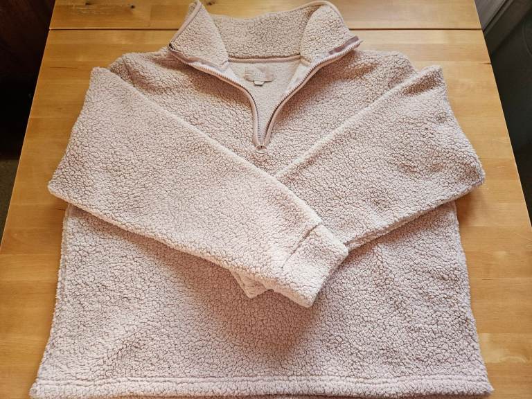 Ladies brand new fleece bed jacket / nightwear / pyjama jacket £5
