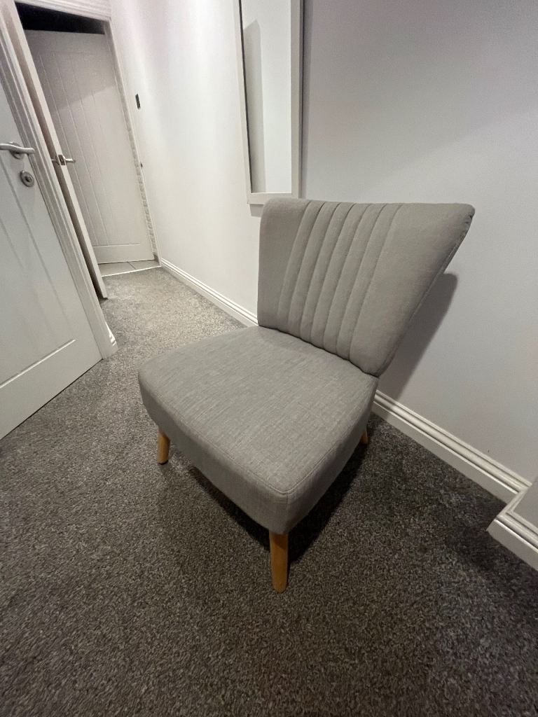 Stylish Light Grey Accent chair 