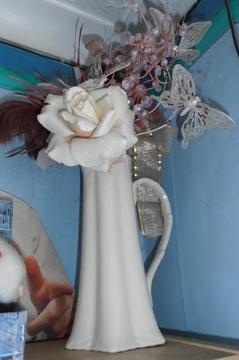 'Regal' Vase / Elegant Pouring Jug With Handle