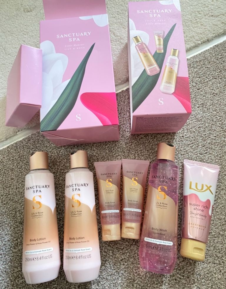 New Luxury Sanctuary Spa beauty set - 6 items