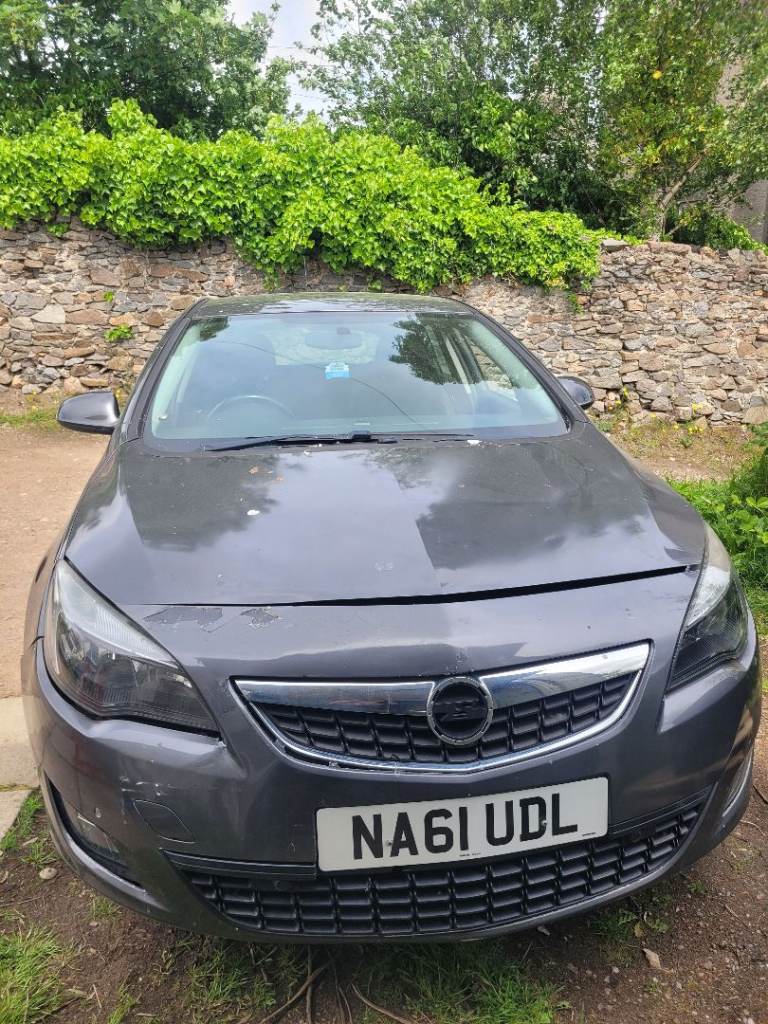 Vauxhall, ASTRA, Hatchback, 2011, Manual, 1956 (cc), 5 doors
