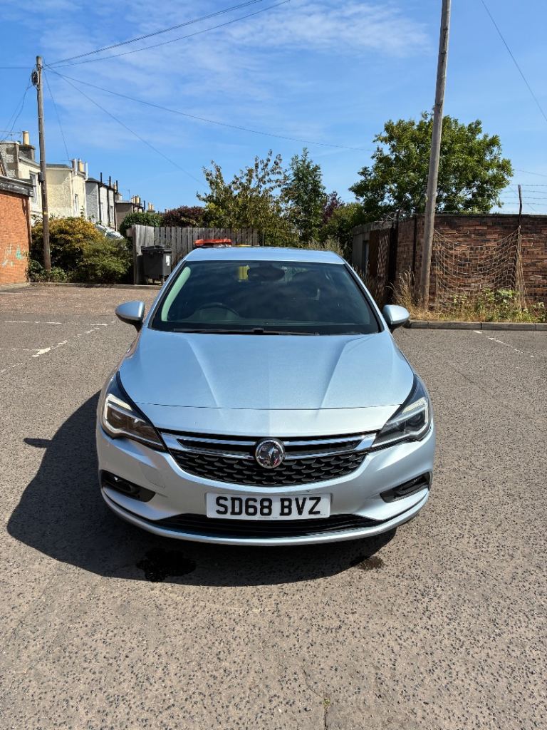 Vauxhall, ASTRA, Hatchback, 2018, Manual, 1598 (cc), 5 doors