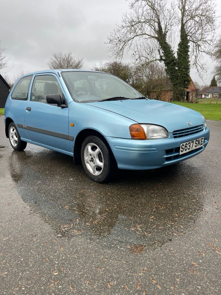 Toyota, STARLET, Hatchback, 1998, Manual, 1332 (cc), 3 doors