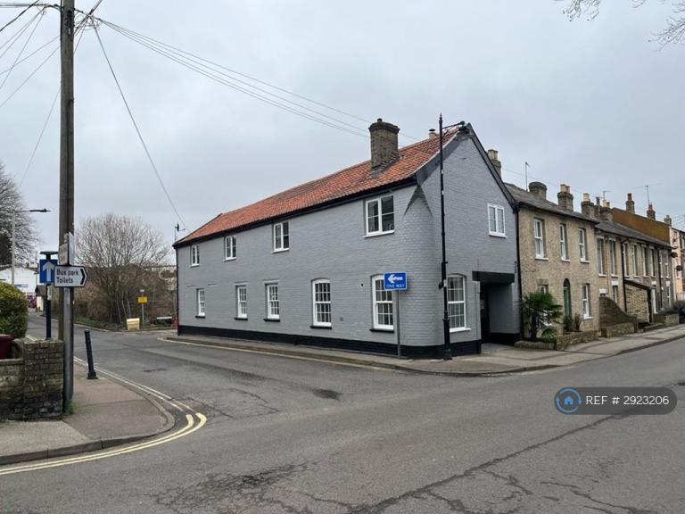 1 bedroom flat in Station Road, Sudbury, CO10 (1 bed) (#2923206)