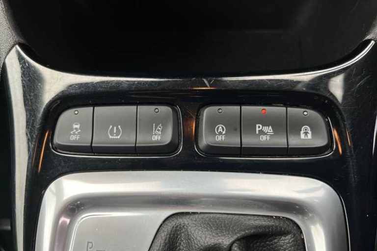 2022 Vauxhall Crossland 1.2 Turbo [130] Ultimate 5dr Auto HATCHBACK PETROL Automatic