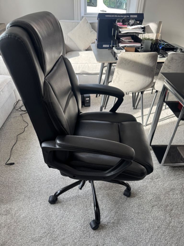 Executive computer chair, dark glass desk