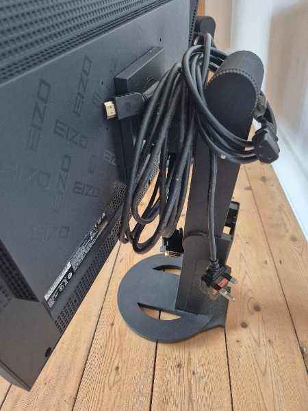 2 EIZO Computer Monitor FlexScan EV2333W LCD 23 Inch 1920 X 1080 With Power Lead and VGA Cable VGC