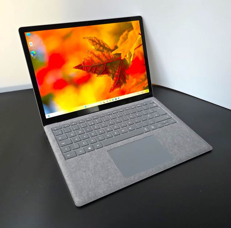 Microsoft Surface Laptop 3 TOUCH 2K i7 1065G7 256GB SSD 16GB DDR4 Tablet Windows 11
