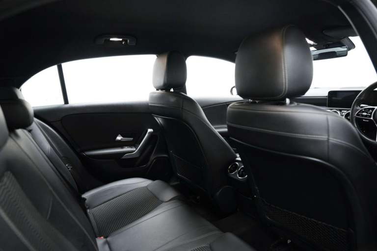 2018 Mercedes-Benz A-Class 1.5 A180d Sport (Executive) 7G-DCT Euro 6 (s/s) 5dr HATCHBACK Diesel A...