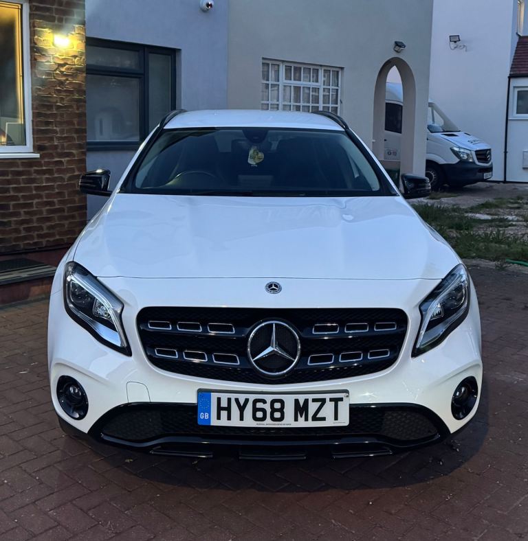Mercedes-Benz, GLA, Estate, 2018, Semi-Auto, 1595 (cc), 5 doors