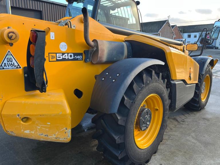 219 JCB 540V140 hi viz telly handler 14 meter with air conditioning 