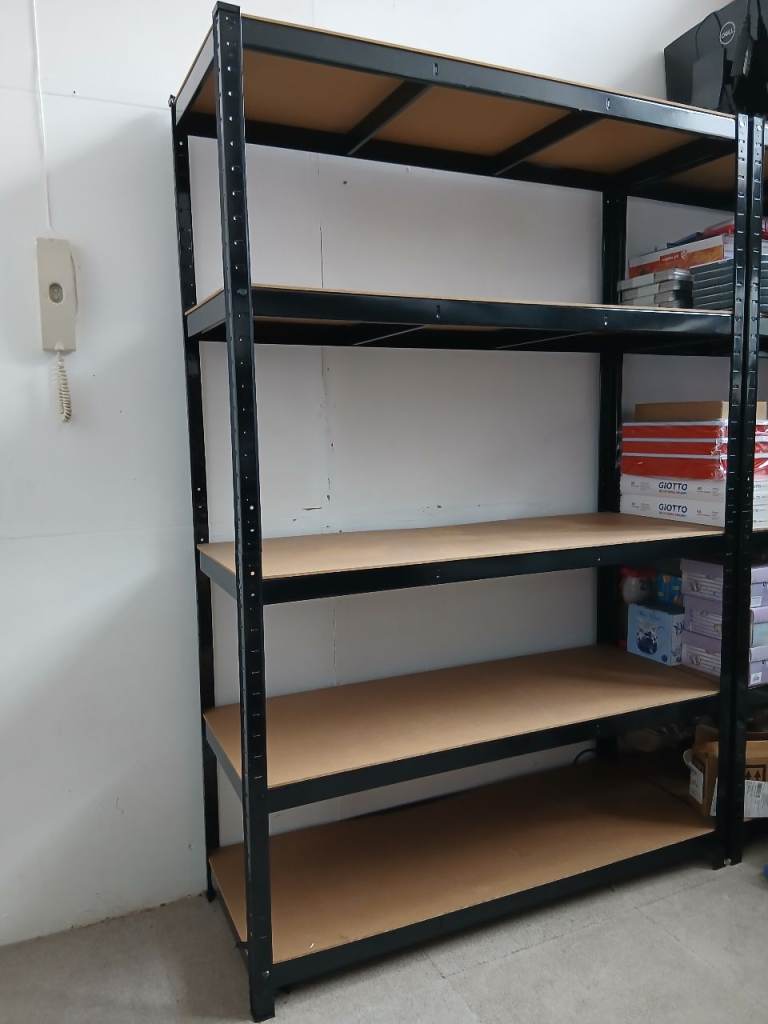 Personal garage & Warehouse storage shelves