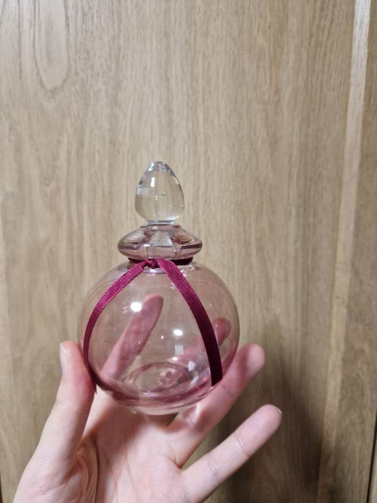 Decorative Round Glass Perfume Bottle (empty)