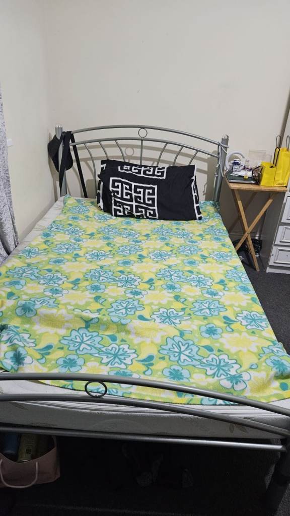 Shared bed space