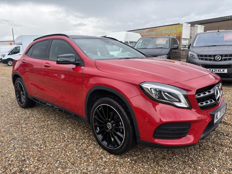 MERCEDES-BENZ GLA 1.6 GLA200 AMG Line Edition 2020