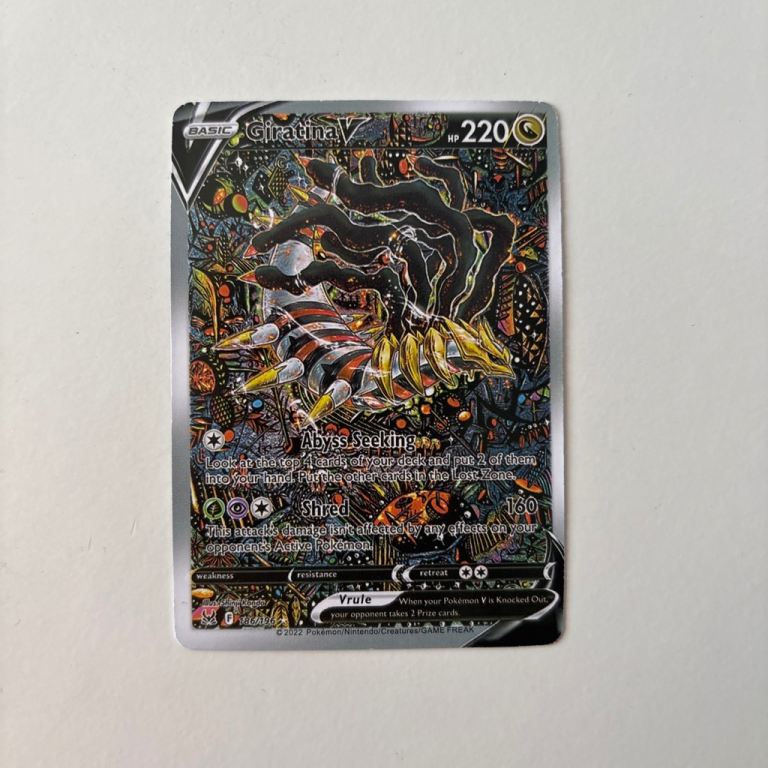 Giratina V Pokémon Card 220HP – As Good As New
