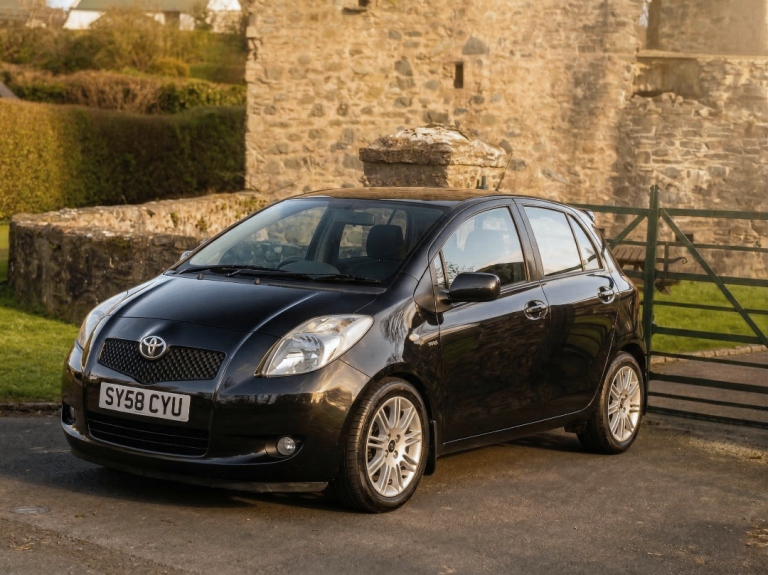 *Beautiful*2008 Toyota Yaris 1.4 D-4D Diesel SR 5dr* Top Spec.*£35 TAX*