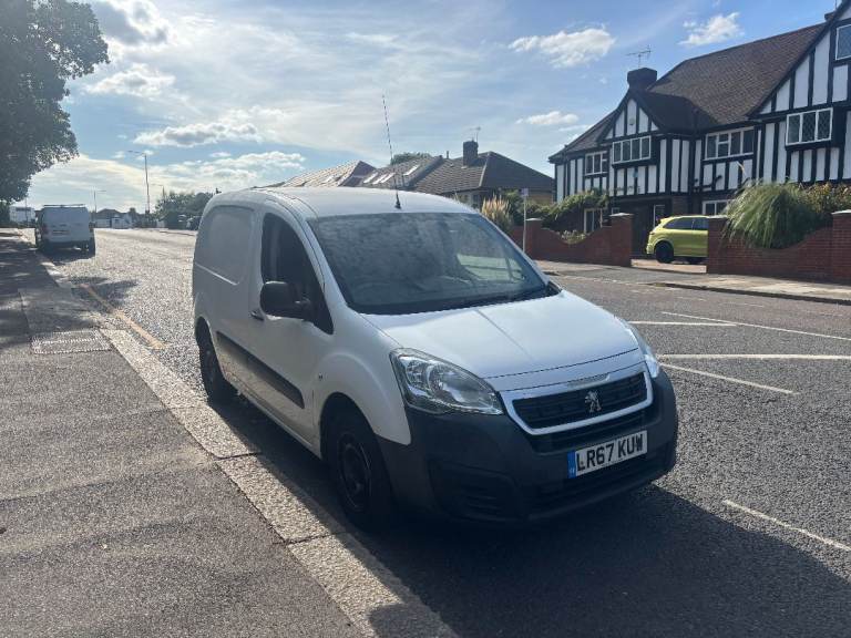 Peugeot, PARTNER, Panel Van, 2017, Manual, 1560 (cc)