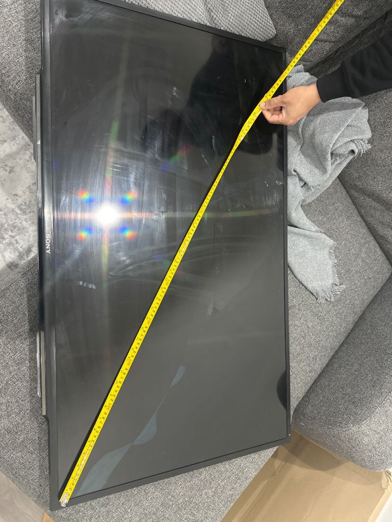 Broken screen sold for parts 