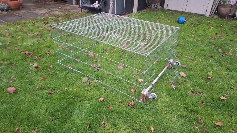 Rabbit Guinea pig outdoor cage run 