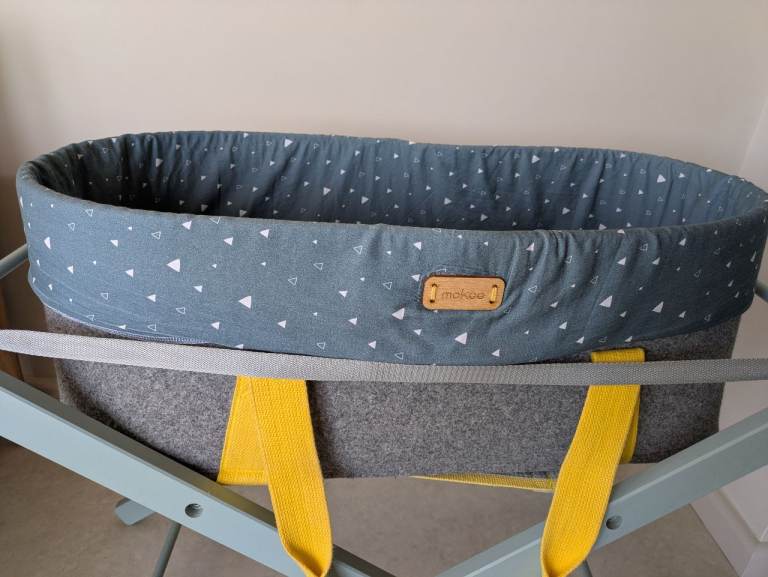 Mokee Moses Basket and stand
