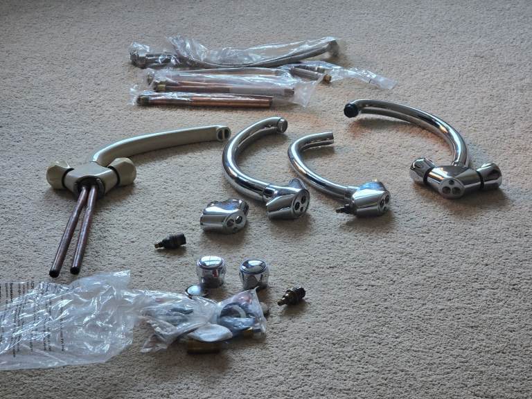 Job lot of Kitchen Mixer Taps / Accessories 