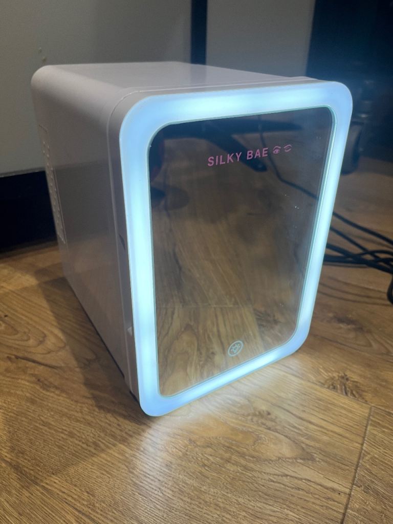 Mini Fridge with LED Mirror – As Good As New