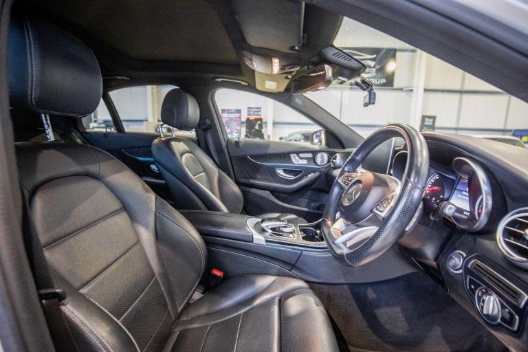 2018 Mercedes-Benz C Class 2.1 C250d AMG Line (Premium Plus) Saloon 4dr Diesel G-Tronic+ Euro 6 (...