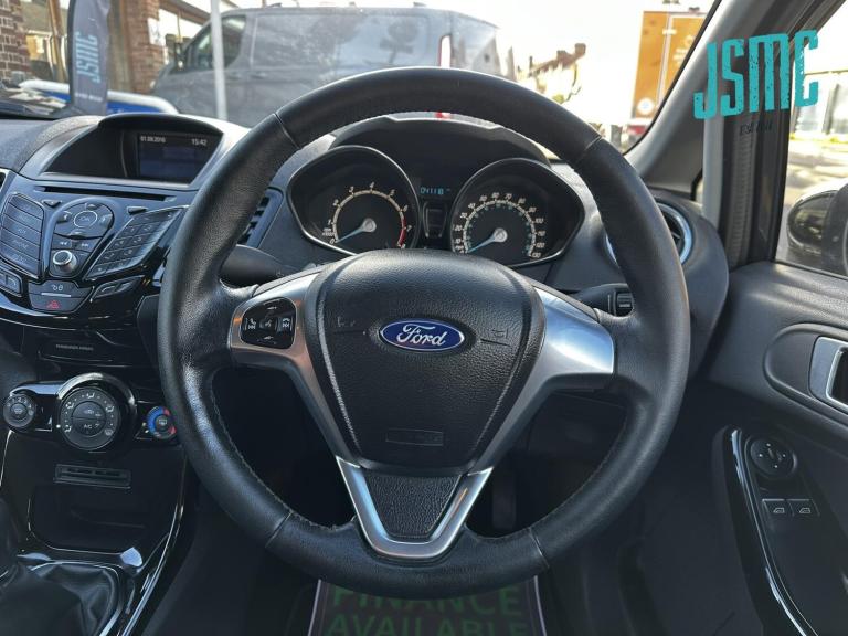 2015 Ford Fiesta 1.25 Zetec Hatchback 3dr Petrol Manual Euro 6 (82 ps) Hatchback Petrol Manual