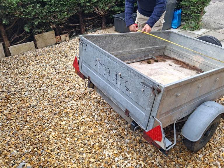 Car trailer 