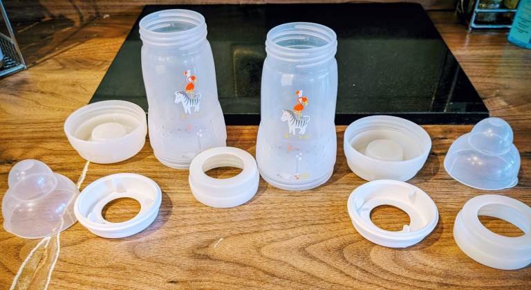 Mam self sterilising bottles ,260ml