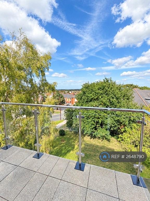 2 bedroom flat in Belle Vue Gardens, Bournemouth, BH6 (2 bed) (#2648790)