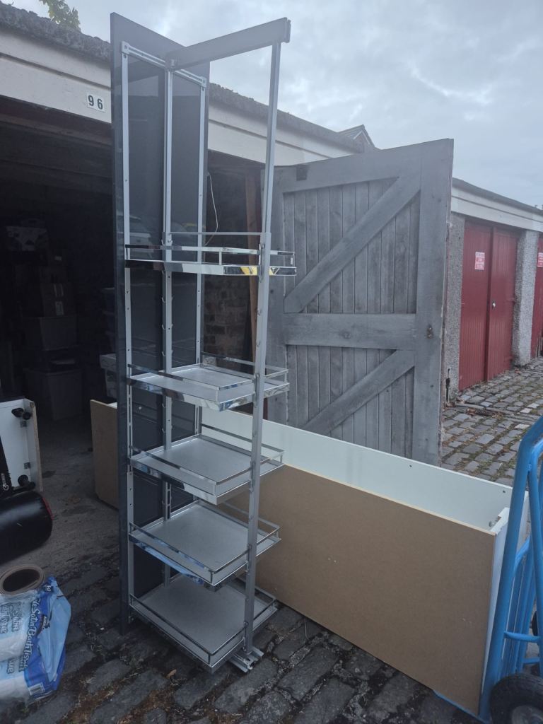 **GONE**FREE: Pull out kitchen units (need gone ASAP)