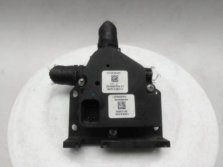 Tesla Model X Water Pump 2015-2025 106422500e