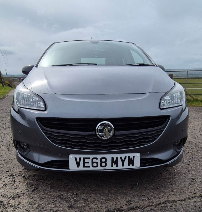 Vauxhall Corsa 1.4L SRI Black Edition
