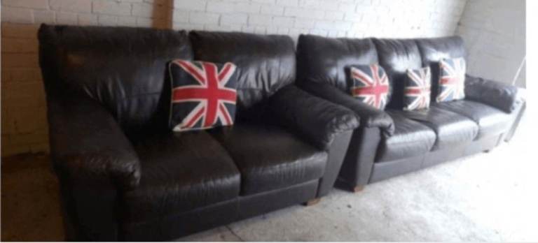 Brown leather 3 seater and 2 seater sofa from DFS Good condition stylish and modern