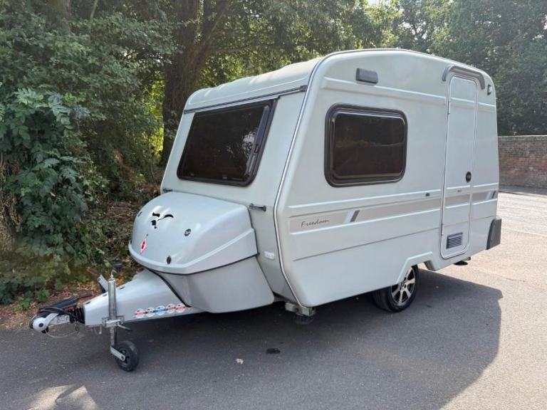 2019 Freedom Sunseeker | Small, Lightweight 3-Berth Caravan