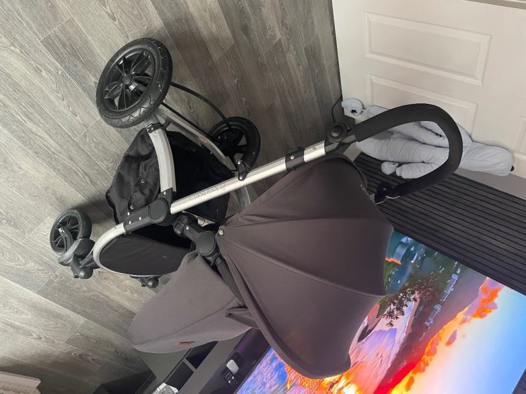 Ickle bubba travel system 