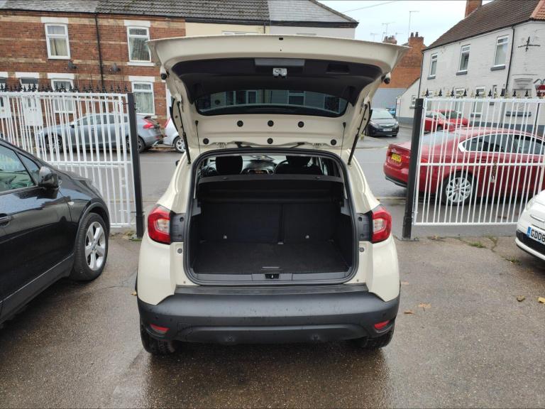 2017 Renault Captur 1.5 dCi 90 Dynamique Nav 5dr HATCHBACK DIESEL Manual