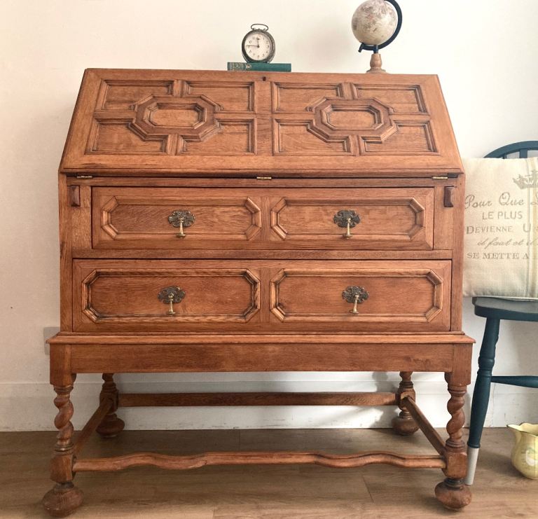 Stunning Antique Oak Large Bureau Desk