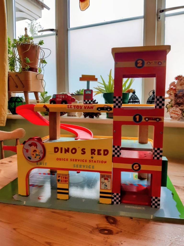 Wooden Le Toy Van Garage with petrol pump, car & van