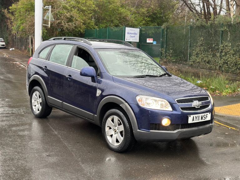 Chevrolet, CAPTIVA, Estate, 2011, Manual, 1991 (cc), 5 doors