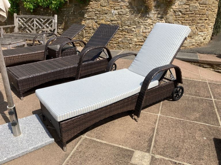Rattan Style Garden Sun Lounger with Cushions