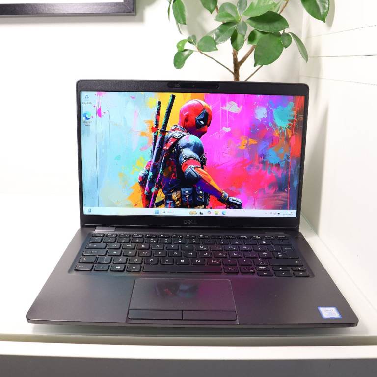 Touchscreen Dell Latitude 5300/ i5 8th/ 8GB/ NVMe SSD/ Win 11